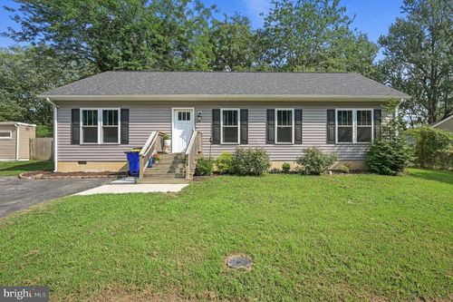 228 N Governors Blvd, DOVER, DE, 19901-5214 | Card Image