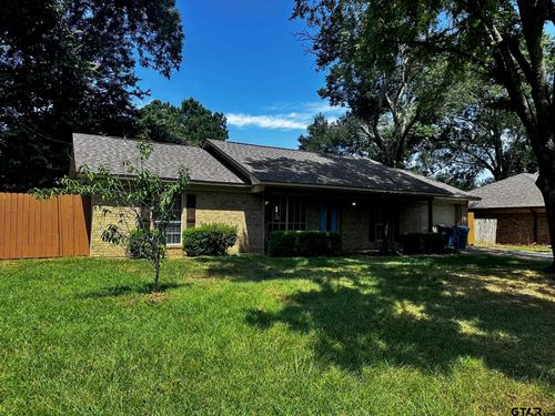 305 Lakeview St, Whitehouse, TX, 75791-3345 | Card Image