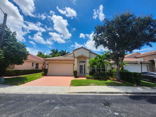 10246 Sw 16th Ct, Pembroke Pines, FL, 33025-4781 | Card Image