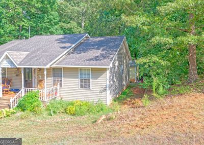 426 Arrowhead Drive, House other with 3 bedrooms, 2 bathrooms and null parking in Lavonia GA | Image 3