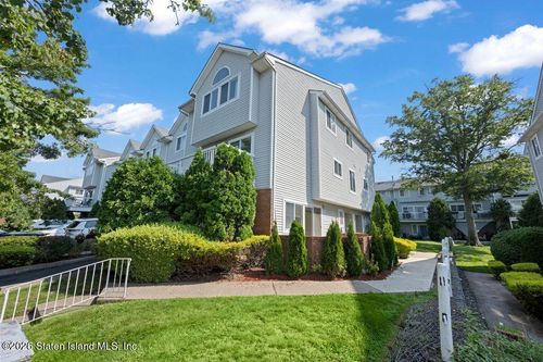 95 Indale Ave, Staten Island, NY, 10309-3971 | Card Image