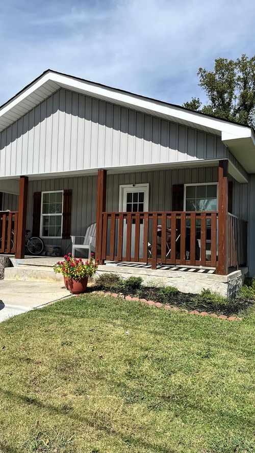 1121 Dozier St, DALTON, GA, 30721-3934 | Card Image