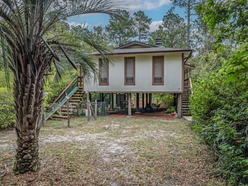7 Tram Cir, Sopchoppy, FL, 32358-1250 | Card Image