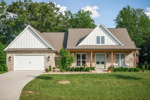 3050 Westowne Cir, Cookeville, TN, 38501-4250 | Card Image