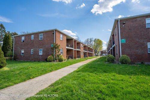 apt-4-205 W End Ave, Long Branch, NJ, 07740-5244 | Card Image