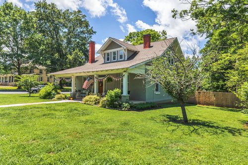 601 N Main St, Mount Pleasant, TN, 38474-1013 | Card Image