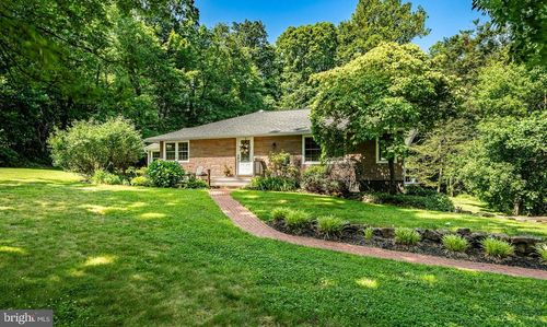 1225 Shenkel Rd, POTTSTOWN, PA, 19465-7215 | Card Image