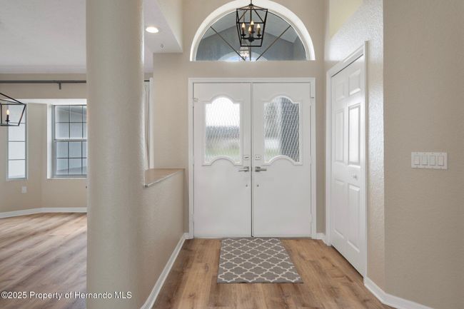 11242 Riddle Dr, House other with 3 bedrooms, 3 bathrooms and null parking in SPRING HILL FL | Image 8