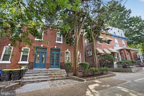 1020 W 8th St, WILMINGTON, DE, 19806-4681 | Card Image