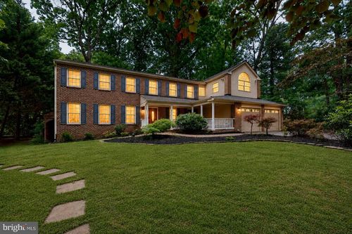 5803 Hall St, BURKE, VA, 22015-3629 | Card Image