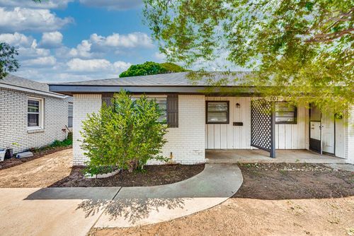 apt-a-701 Kent St, Midland, TX, 79701-5623 | Card Image