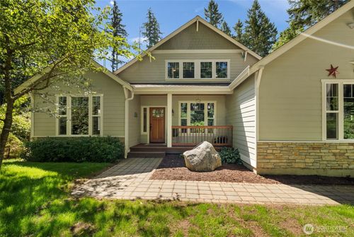 4001 35th Ave Nw, Gig Harbor, WA, 98335-8200 | Card Image