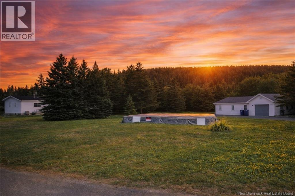 Land in Saint-Joseph-De-Madawaska