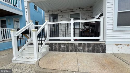 4215 South Blvd, Atlantic City, NJ, 08401-1009 | Card Image