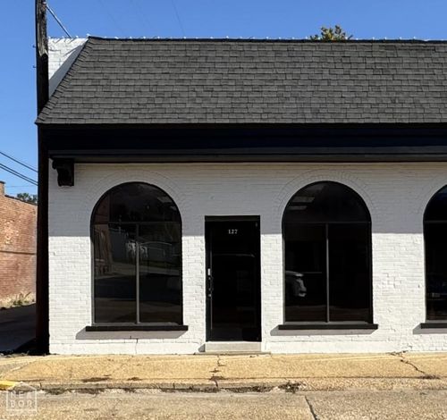 127 W Main St, Piggott, AR, 72454-2038 | Card Image