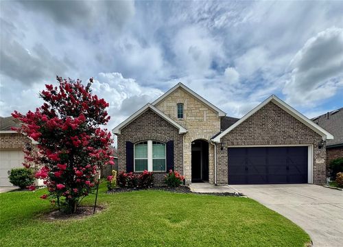147 Castlegate Ln, Jersey Village, TX, 77065-2053 | Card Image