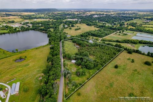 19202 S Old Highway 2, Warner, OK, 74469-2278 | Card Image