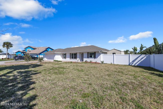 4 Sea Chase Terrace, House other with 4 bedrooms, 2 bathrooms and null parking in Ormond Beach FL | Image 2