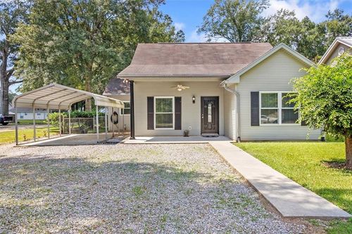 82281 Olive St, Folsom, LA, 70437-6150 | Card Image