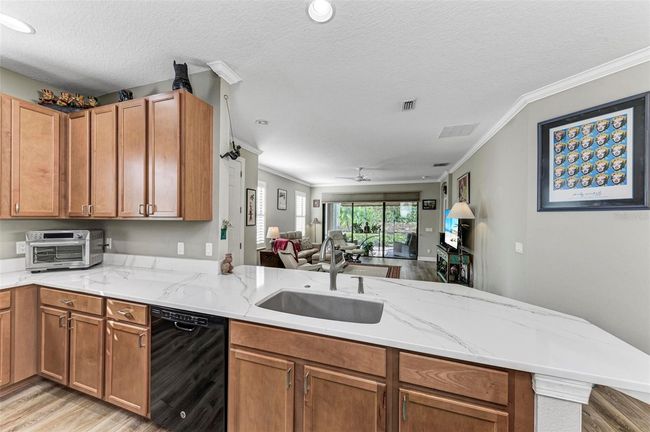 5016 Savona Run, House other with 2 bedrooms, 2 bathrooms and null parking in BRADENTON FL | Image 12