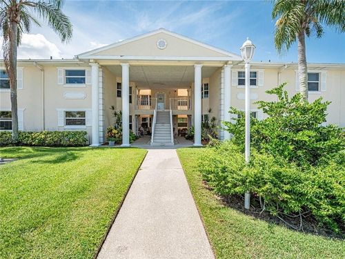 385-385 Grove Isle Cir, Vero Beach, FL, 32962-8525 | Card Image