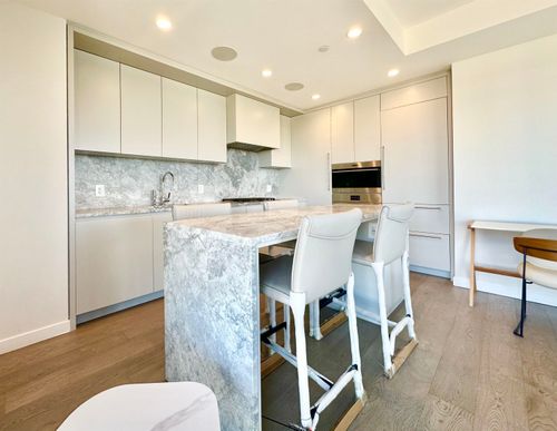 1907-7433 Cambie Street, Vancouver, BC, V6P0J8 | Card Image