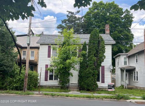 202 N Courtland St, East Stroudsburg, PA, 18301-2106 | Card Image