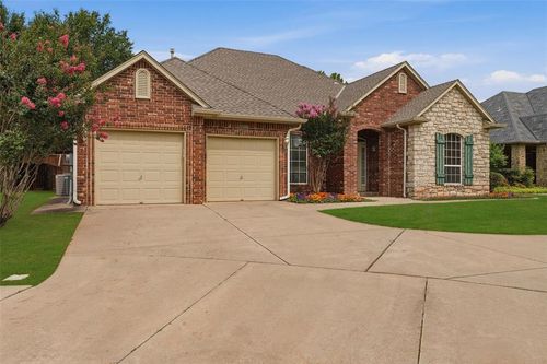 3008 Viewmont Rd, Edmond, OK, 73003-2120 | Card Image