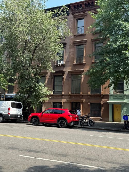 239 E 116th St, New York, NY, 10029-1458 | Card Image