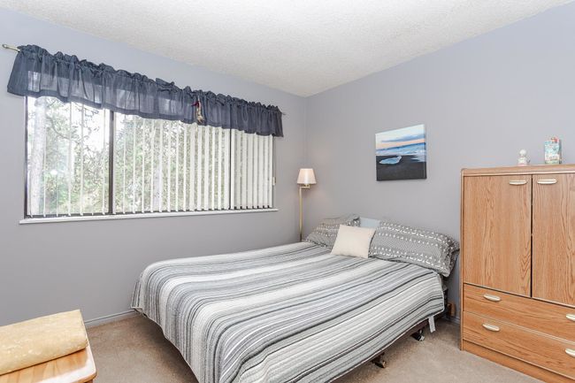 7354 Capistrano Drive, Townhouse with 3 bedrooms, 1 bathrooms and 2 parking in Burnaby BC | Image 22