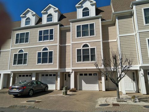 47-47 Chelsea Ct, Atlantic City, NJ, 08401-3468 | Card Image