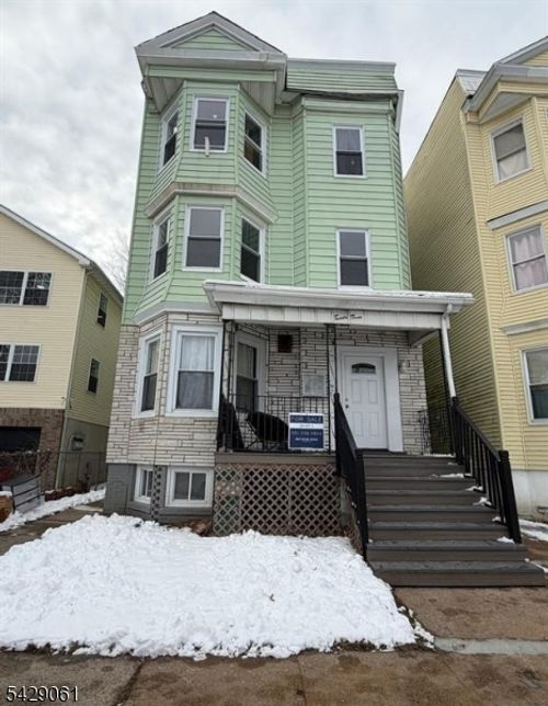 23 9th Ave, East Orange, NJ, 07018-3962 | Card Image
