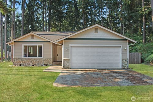 18310 Blue Hills Dr Se, Yelm, WA, 98597-8445 | Card Image