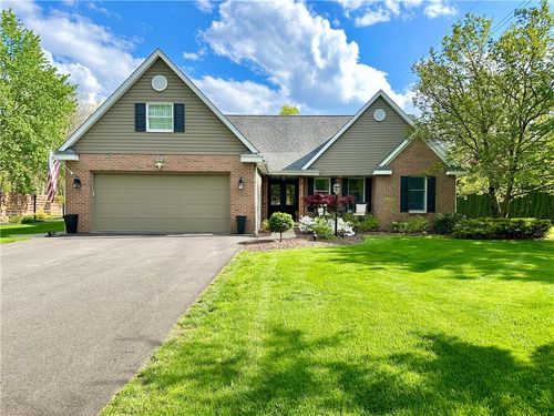 254 W Parkside Dr, New Castle, PA, 16105-1080 | Card Image