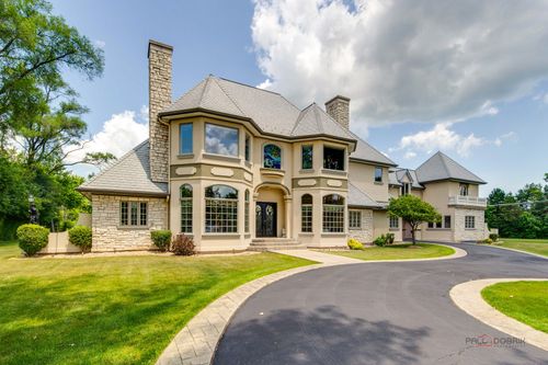 1130 Gavin Ct, Lake Forest, IL, 60045-2664 | Card Image