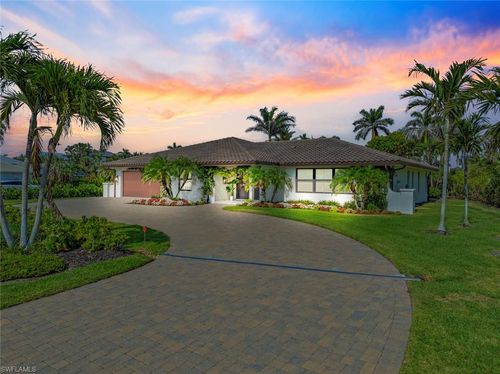 4222 Crayton Rd, NAPLES, FL, 34103-8525 | Card Image
