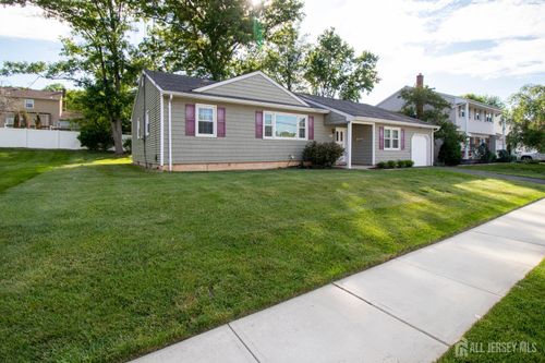 14 Tracey Dr, Milltown, NJ, 08850-1918 | Card Image