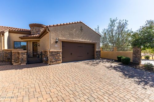 1805 N Red Clf, Mesa, AZ, 85207-4032 | Card Image