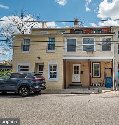 521 Maple Ave, WEST CHESTER, PA, 19380-4416 | Card Image