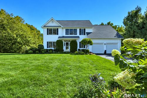 29 Masters Ln, Milford, CT, 06461-1690 | Card Image