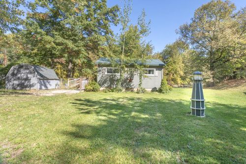 18586 Beaver Rd, Barryton, MI, 49305-9505 | Card Image