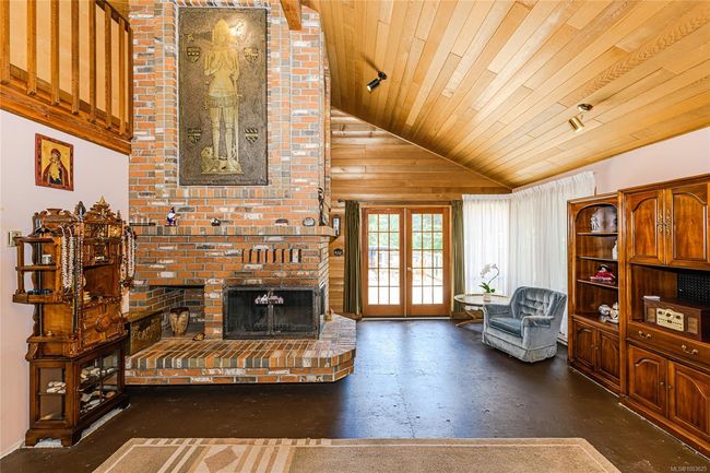 410 Langs Rd, House other with 3 bedrooms, 3 bathrooms and 5 parking in Salt Spring BC | Image 11