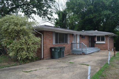 175 Glenwood Dr, Chattanooga, TN, 37404-1743 | Card Image
