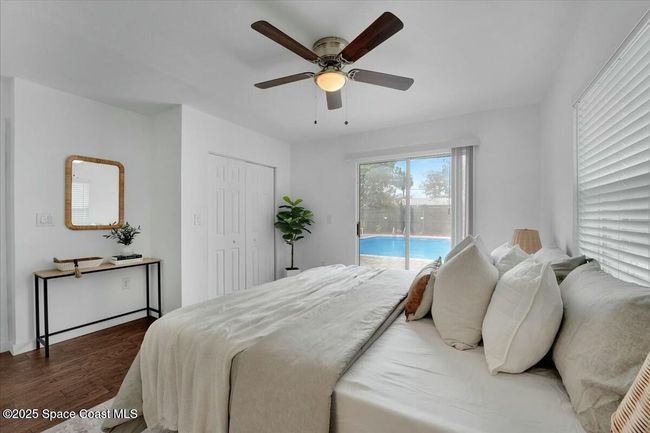 Master Bedroom | Image 9