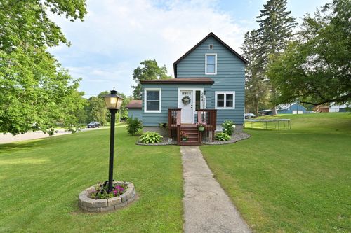 302 Mitchell St, Coleraine, MN, 55722-0138 | Card Image