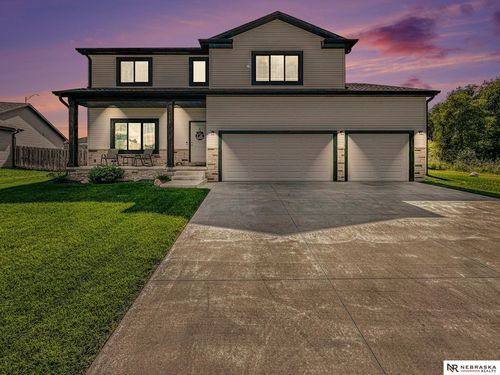 7375 Lilee Ln, Lincoln, NE, 68516-8904 | Card Image