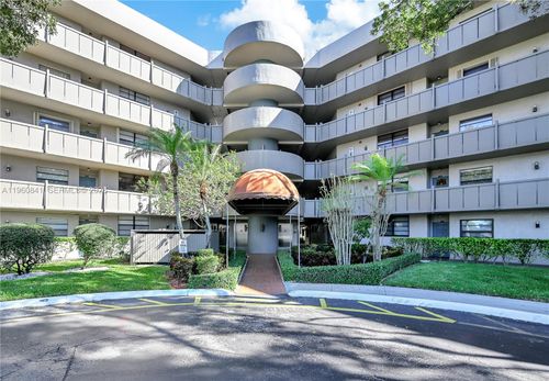 apt-422-1101 Colony Point Cir, Pembroke Pines, FL, 33026-2903 | Card Image