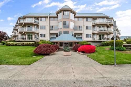 202-7685 Amber Dr, Chilliwack, BC, V2R3P3 | Card Image