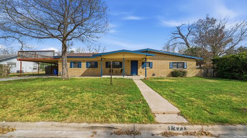 1321 Quail Ln, Seguin, TX, 78155-4023 | Card Image