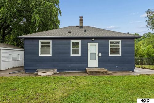 4034 Browne St, Omaha, NE, 68111-1802 | Card Image